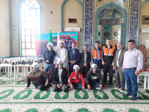اهدای ۶۰ کلاه در طرح ارتقای ایمنی در روستای ویرمونی آستارا