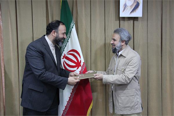 مجید رحمانی معاون امور هنری و سینمایی اداره کل فرهنگ و ارشاد گیلان شد مجید رحمانی معاون امور هنری و سینمایی اداره کل فرهنگ و ارشاد گیلان شد