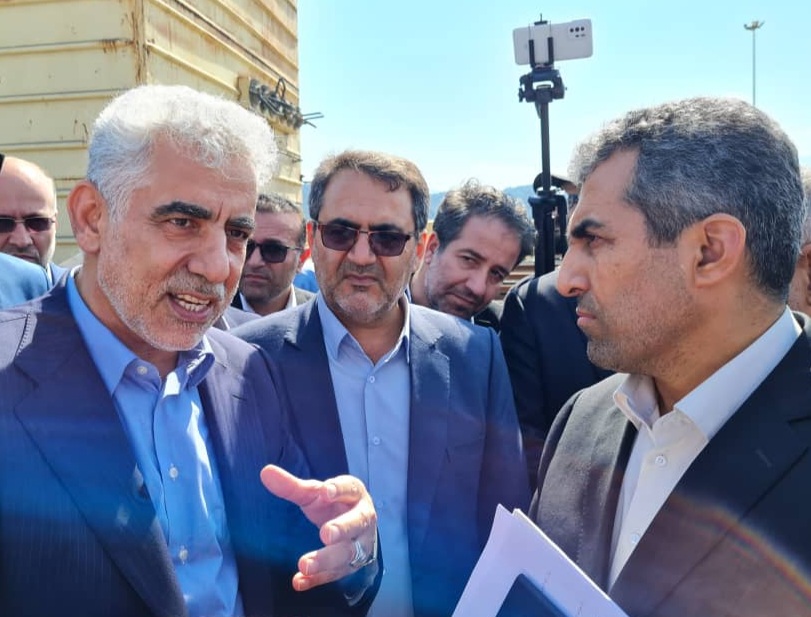 بازدید استاندار گیلان از پروژه های مهم تجاری و اقتصادی بندر آستارا بازدید استاندار گیلان از پروژه های مهم تجاری و اقتصادی بندر آستارا