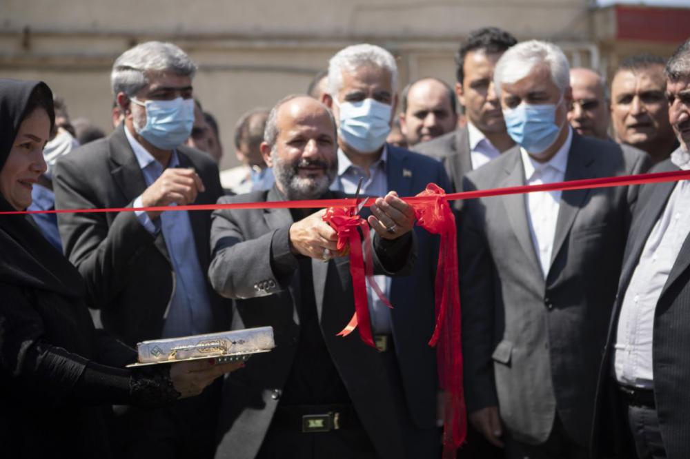 افتتاح چمن مصنوعی فوتبال ورزشگاه تختی شفت با حضور وزیر ورزش و جوانان و استاندار گیلان افتتاح چمن مصنوعی فوتبال ورزشگاه تختی شفت با حضور وزیر ورزش و جوانان و استاندار گیلان