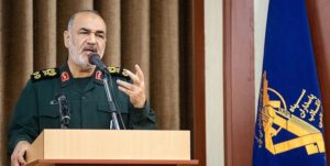 اتمام‌حجت فرمانده کل سپاه با آل‌سعود/ سرلشکر سلامی: رسانه‌هایتان را کنترل کنید وگرنه دود آن به چشم شما خواهد رفت
