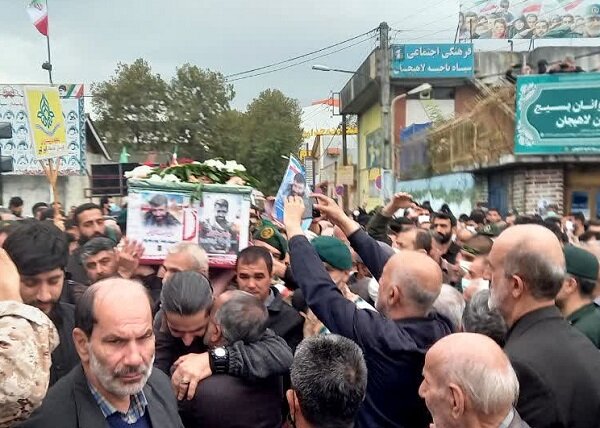 مراسم تشییع پیکر شهید «حمید پورنوروز» در لاهیجان