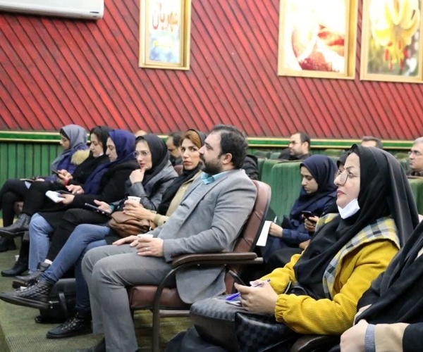 برگزاری اولین جلسه دوره آموزشی تجربه نگاری محیط زیست برای اصحاب رسانه گیلان برگزاری اولین جلسه دوره آموزشی تجربه نگاری محیط زیست برای اصحاب رسانه گیلان