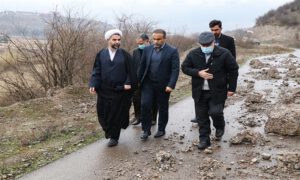 جاده منطقه خرشک باید با هزینه پیمانکار سریعا مرمت شود / صرفا پیمانکار مکلف به اصلاح آن است
