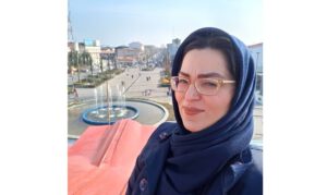 سارا ارجمندی:جامعه پذیرای این نیست که یک زن میتواند در کارهای عمرانی موفق باشد/سعی کردم به عنوان یک همسر و مادر وظایفم را درست انجام دهم