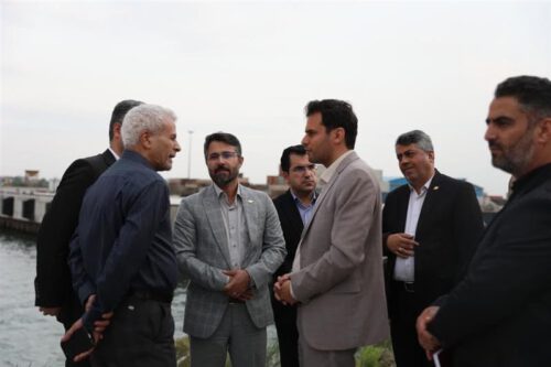 عضو مجمع تشخیص مصلحت نظام از زیرساخت های تجاری منطقه آزاد انزلی بازدید کرد