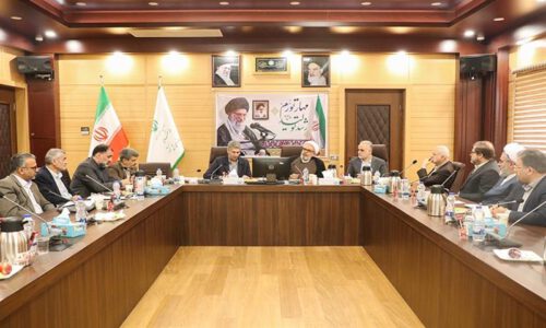 نباید در مبارزه با فساد منفعل عمل کنیم و هر چه قدرتمند تر حاضر شویم آسیب ها و جرائم نیز کاهش خواهد یافت