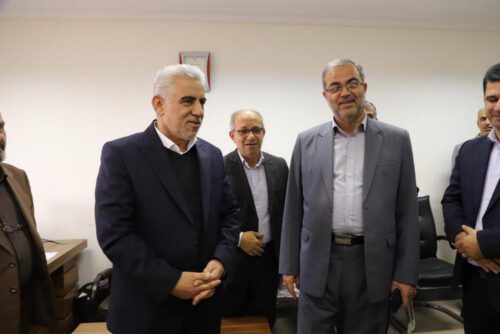 بازدید سرزده نماینده عالی دولت در گیلان از حوزه معاونت عمرانی استانداری