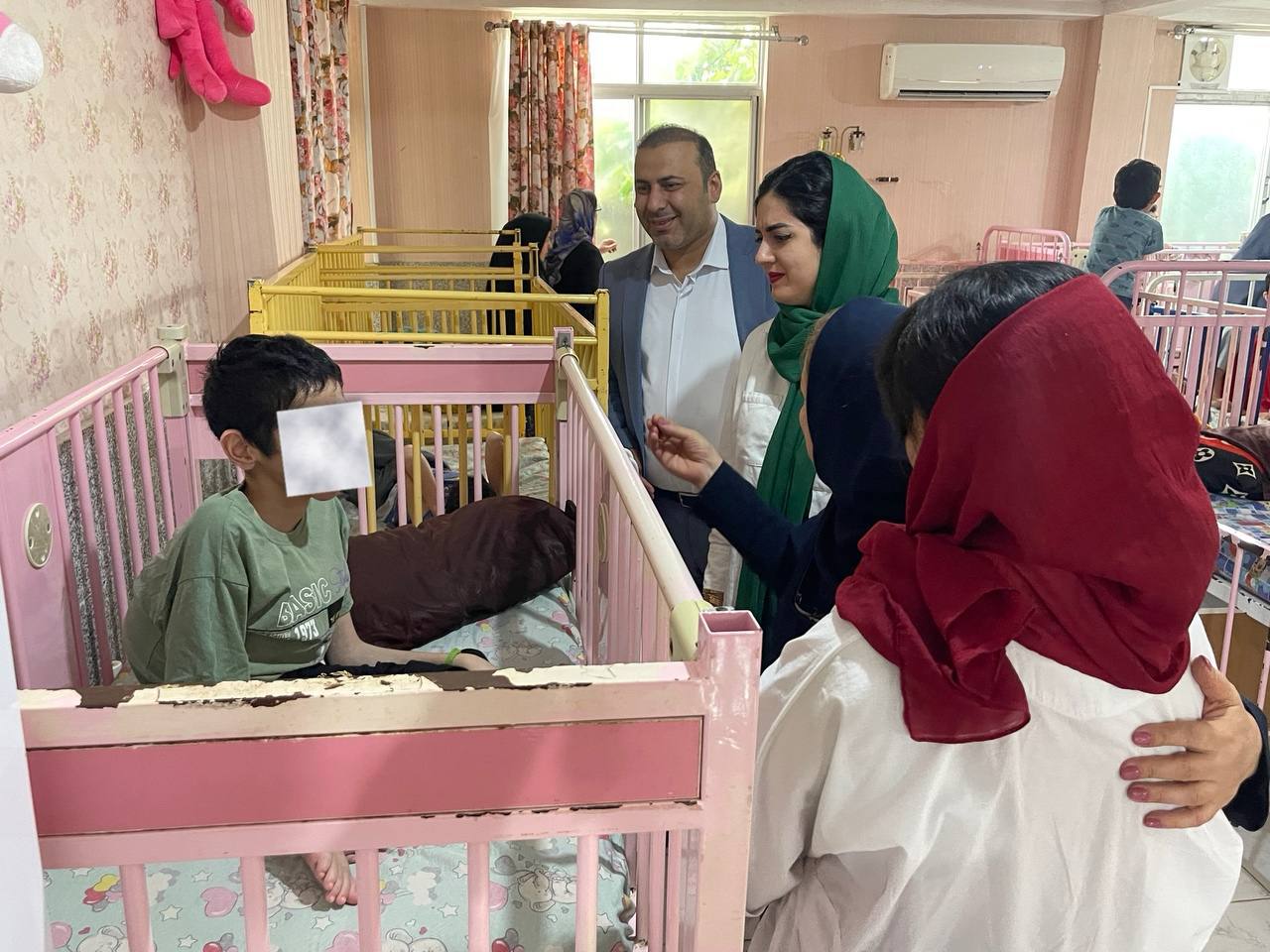 حضور زوج فرهنگی گیلان و تالش در جمع کودکان معصوم آسایشگاه معلولین فومنات حضور زوج فرهنگی گیلان و تالش در جمع کودکان معصوم آسایشگاه معلولین فومنات