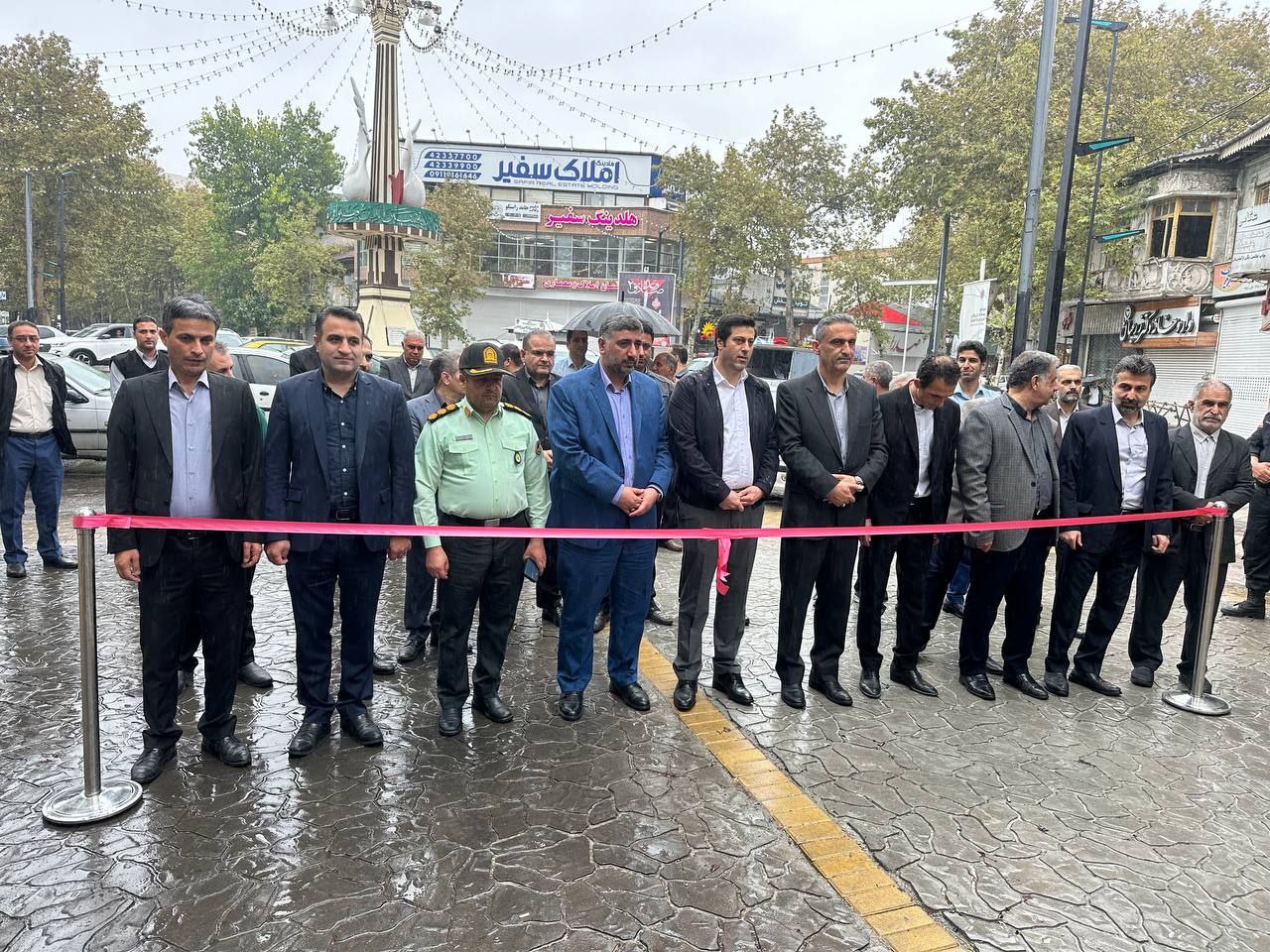پروژه سنگ فرش خیابان شهید کریمی لاهیجان پس از گذشت ۵۳ روز افتتاح شد پروژه سنگ فرش خیابان شهید کریمی لاهیجان پس از گذشت ۵۳ روز افتتاح شد