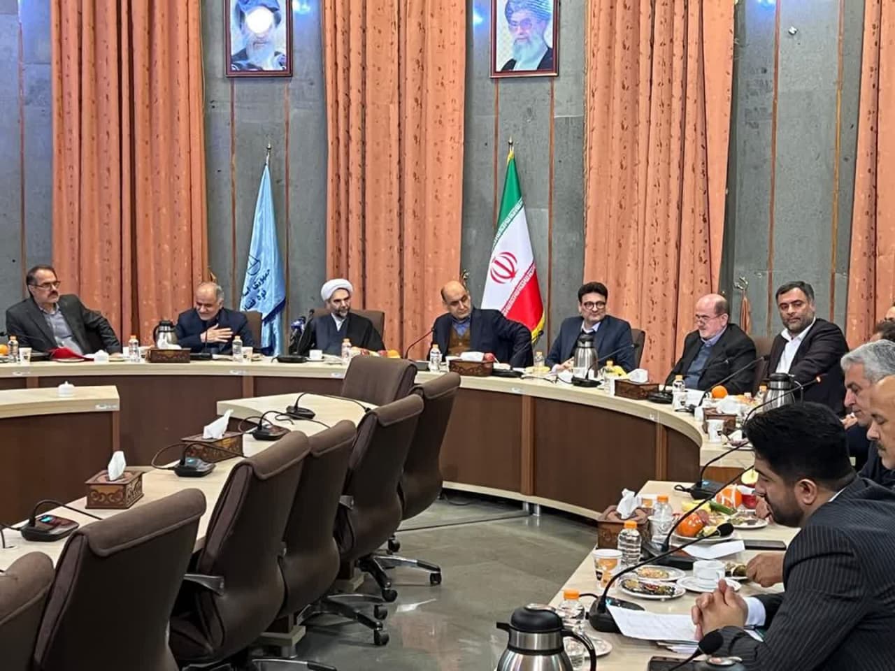 کارگروه بازنگری در رای عدم صدور پروانه برای زمین های فاقد سند تشکیل می شود کارگروه بازنگری در رای عدم صدور پروانه برای زمین های فاقد سند تشکیل می شود