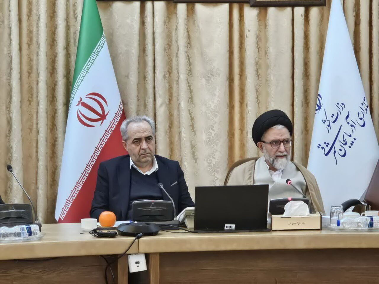 این ظلم در حق دولت است برخی انتقادات از رئیس جمهور تنگ نظرانه است این ظلم در حق دولت است برخی انتقادات از رئیس جمهور تنگ نظرانه است