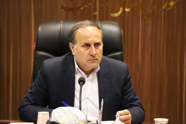 صدور پایان کار ساختمان ها مشروط به کاشت درخت / درختان خیابان مطهری در خطر هستند و خطرآفرین شده اند صدور پایان کار ساختمان ها مشروط به کاشت درخت / درختان خیابان مطهری در خطر هستند و خطرآفرین شده اند