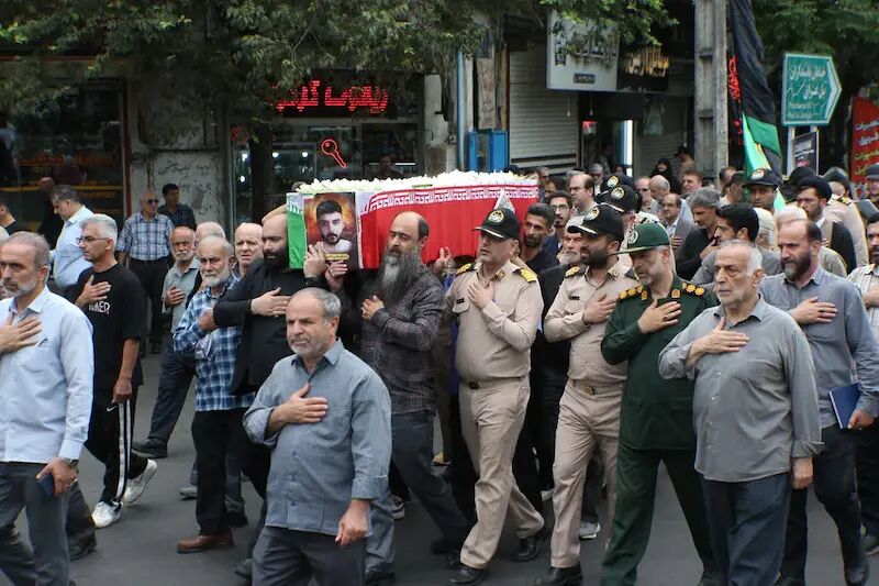 پیکر شهید گیلانی پدافند هوایی ارتش در رشت تشییع شد پیکر شهید گیلانی پدافند هوایی ارتش در رشت تشییع شد