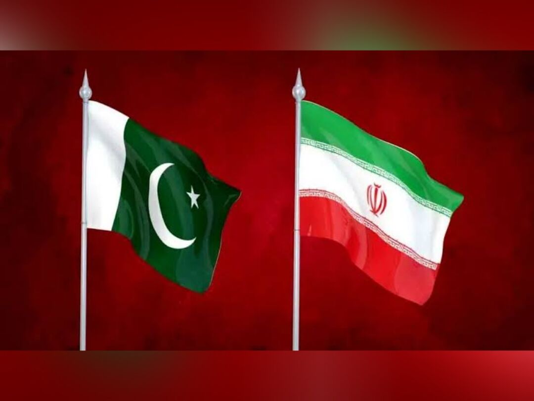 تراز تجاری مثبت ایران با پاکستان/تقویت زیرساختها برای توسعه روابط ضروری است تراز تجاری مثبت ایران با پاکستان/تقویت زیرساختها برای توسعه روابط ضروری است