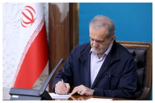تبریک قهرمانی تیم ملی کشتی فرنگی کشورمان از سوی پزشکیان