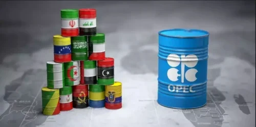 افزایش ۱۰۵ هزار بشکه‌ای تولید اوپک در ماه پایانی ۲۰۲۵