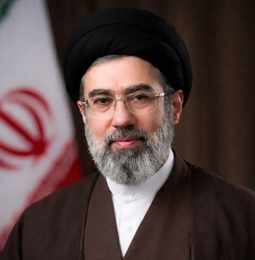آیت الله سید مجتبی حسینی خامنه ای سومین رهبر جمهوری اسلامی ایران شد