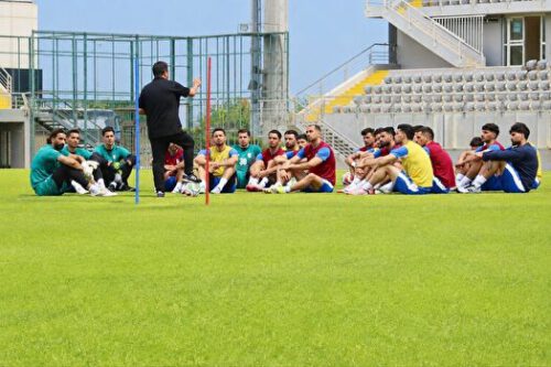 برگزاری تمرین تیم ملی با حضور سه لژیونر