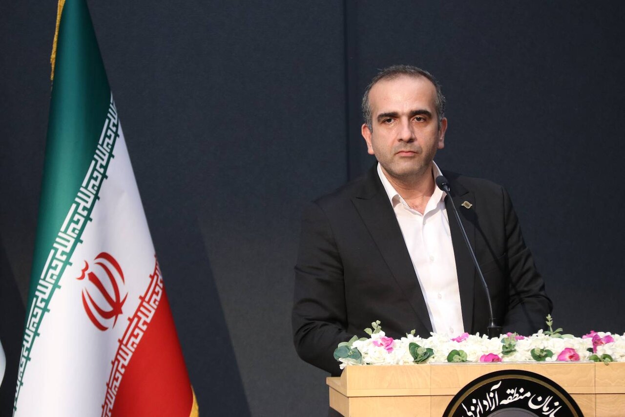 طاعتی مقدم: بهمن صالح‌نیا با دستان خالی برای ملوان هویت فرهنگی ساخت