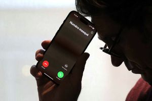 با یک «سلام» ساده صدای شما کپی می‌شود!