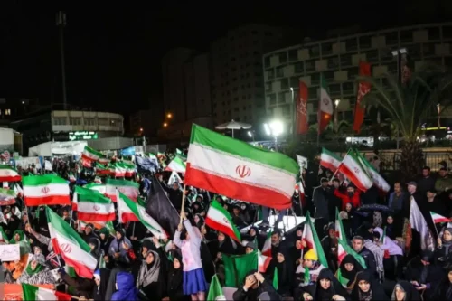 روزنامه اطلاعات: انتقام از دشمن حق ماست اما نباید منجر به اختلاف در جامعه شود