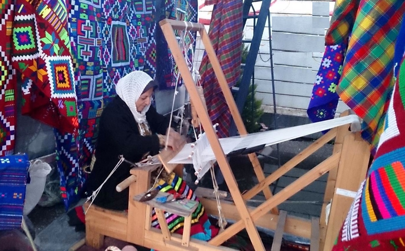 ارزی آوری با صادرات صنایع دستی گیلان