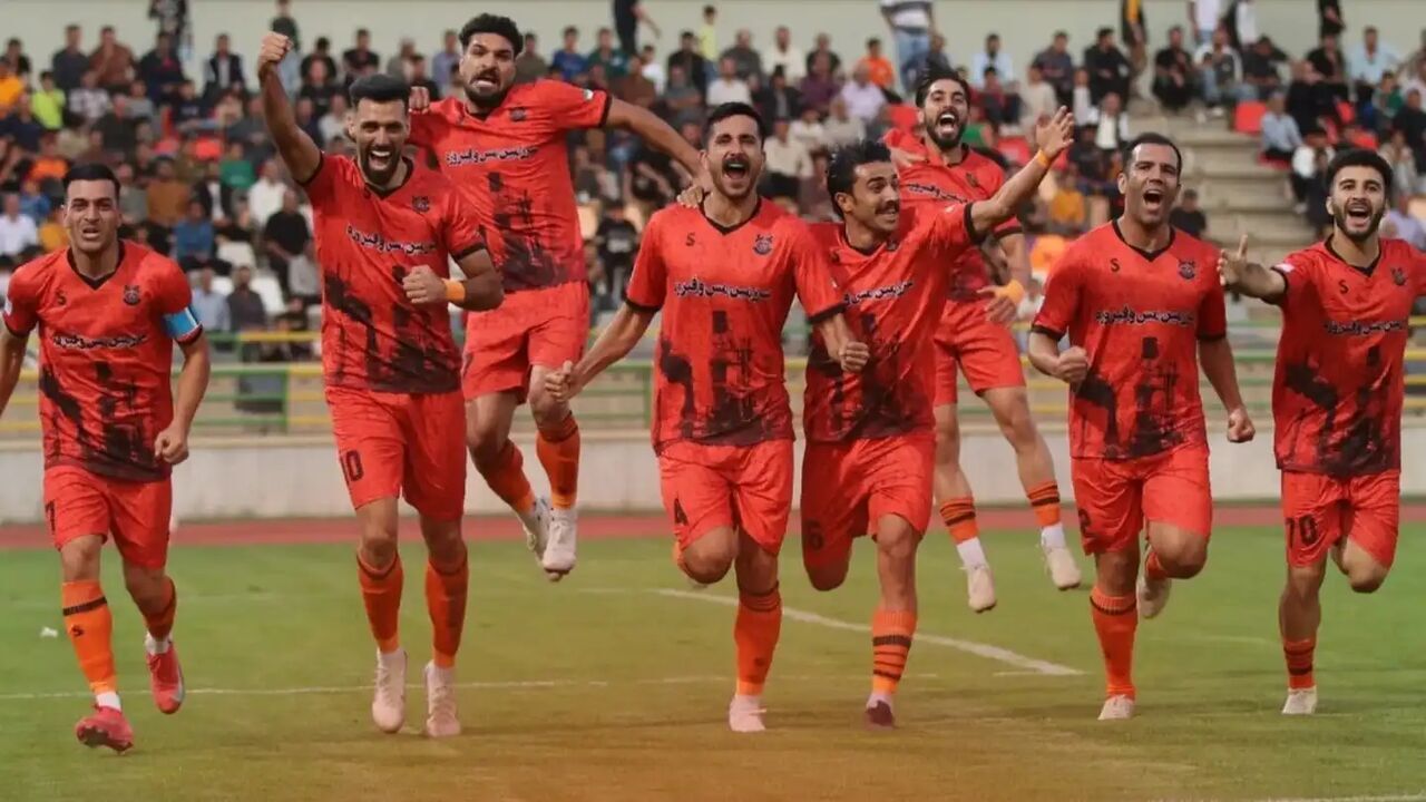 مس شهر بابک یک قدم تا صعود به لیگ برتر