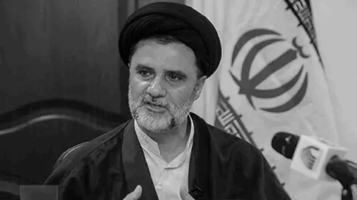 درباره افاضات توهم‌پرداز معاصر، محمود نبویان: “روی سینه آمریکا نشسته بودیم و داشتیم کار را تمام می کردیم که مذاکره شد!”