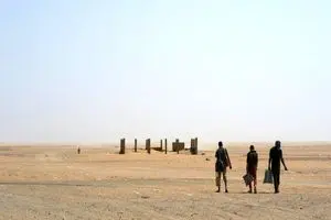 اتوبوس خراب شد، پنجاه نفر از تشنگی مُردند!