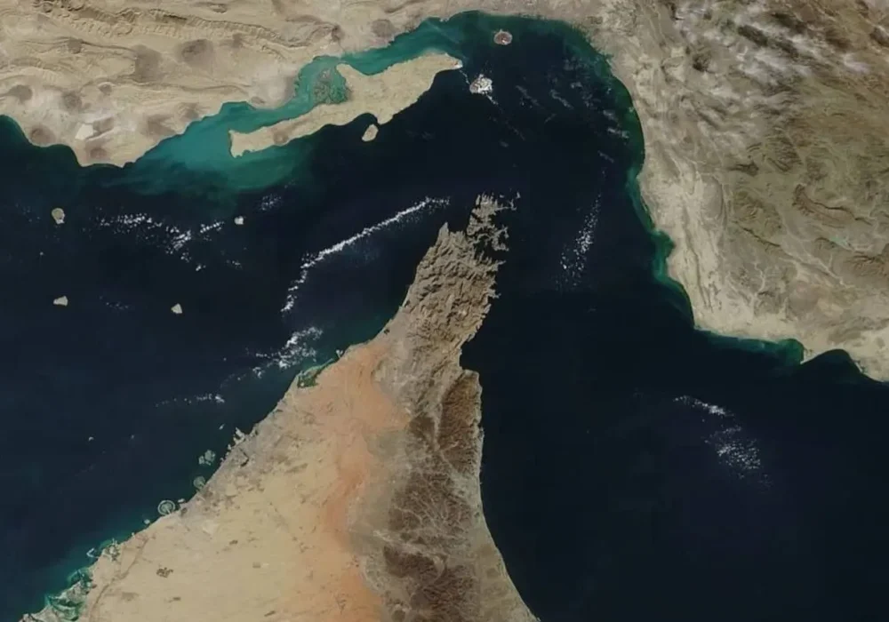 ۶ هزار دریانورد در تنگه هرمز گرفتار هستند
