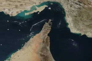 ۶ هزار دریانورد در تنگه هرمز گرفتار هستند