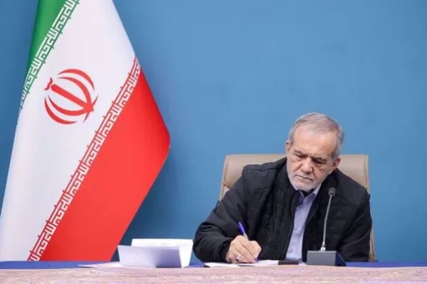 دستور پزشکیان به دستگاه‌های اجرایی درباره دورکاری و طرح «روز بدون خودرو»