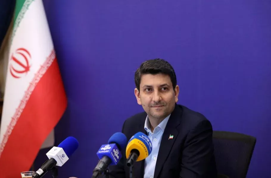 کارت زرد مجلس به وزیر ارتباطات؛ خدا وکیلی به خاطر آنتن‌دهی بود یا اتصال اینترنت؟!