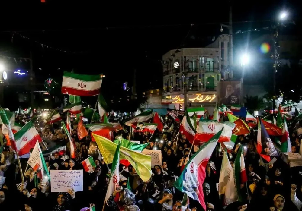 پشت پرده تغییر شعارهای شبانه/ محسن هاشمی: دیگر نمی‌شود نام این جریان را فقط «انقلابی» گذاشت