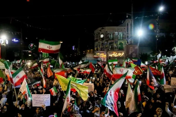 پشت پرده تغییر شعارهای شبانه/ محسن هاشمی: دیگر نمی‌شود نام این جریان را فقط «انقلابی» گذاشت