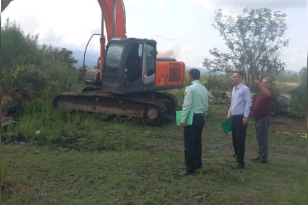 بستر سفیدرود در سراوان از ۵ مورد تصرف غیرمجاز پاکسازی شد