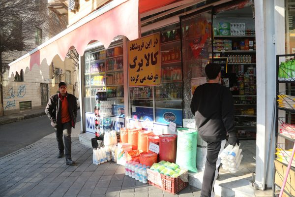 جدیدترین خبر از افزایش رقم کالابرگ/ کالابرگ چه کسانی ۳۰۰ تا ۵۰۰ هزار تومان بالا می‌رود؟