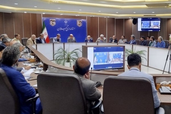 هیچ کالای وارداتی نباید به دلیل مشکل اسناد در آستارا متوقف بماند