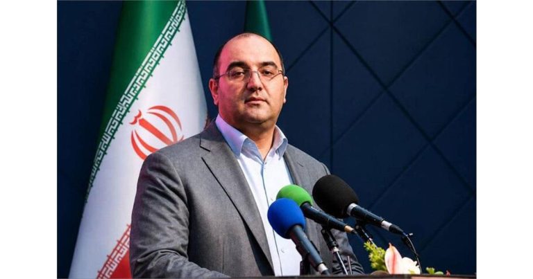نشست مدیرکل دفتر هنرهای تجسمی وزارت فرهنگ و ارشاد اسلامی با هنرمندان تجسمی گیلان