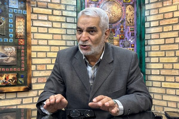نماینده سابق مجلس: آن‌هایی که با نگاه اعتقادی پای نظام ایستاده‌اند نباید مسئولان را تضعیف کنند/ چندسال پیش از یک روحانی شکایت کردم و محکوم شد اما…