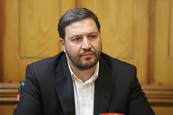 وزیر اقتصاد زیر تیغ نمایندگان مجلس/ عضو هیات رئیسه مجلس: ادعای احتمال افزایش تورم به دلیل ترمیم دستمزدها قابل قبول نیست