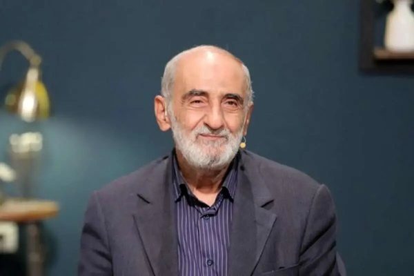 حسین شریعتمداری: موسی (ع) فقط ۴۰ شب از نگاه قوم بنی‌اسرائیل غایب بودند و آن‌ها گوساله پرست شدند اما مردم ایران ۷ ماه است که امام خود را ندیدند و …