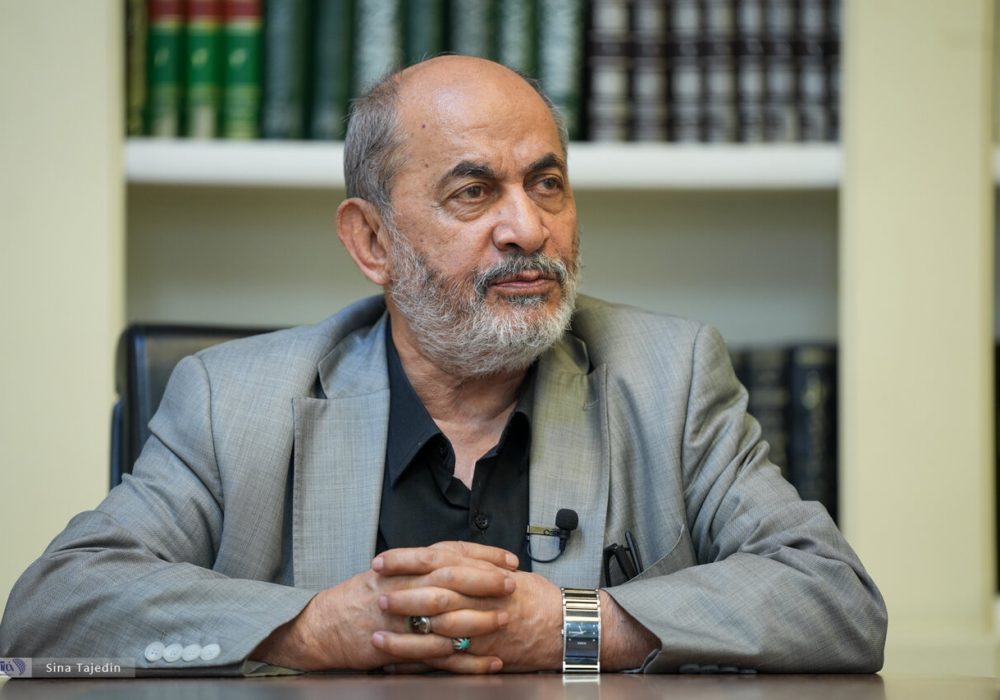 رفیقدوست: اگر نیروهای آمریکایی وارد خاک ایران شوند، اسیر یا کشته می‌شوند/ ما در این محاصره هم نفت صادر می‌کنیم و هم کالا وارد می‌کنیم