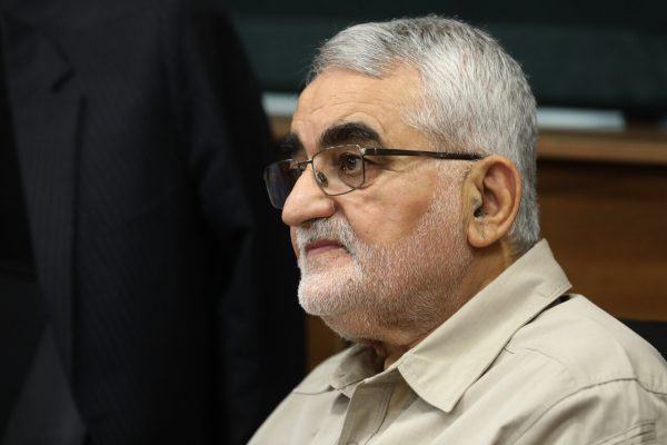 بروجردی: هرگونه دوقطبی‌کردن جامعه، خیانت به انقلاب است/ اگر آن‌ها بخواهند از «بمب مادر» استفاده کنند، ما «موشک پدر» را وارد میدان خواهیم کرد
