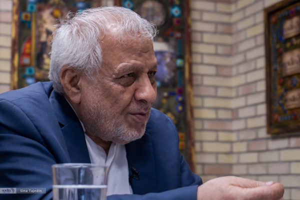 بادامچیان: زنان کم‌حجاب هرشب در تجمعات حاضرند/ اظهارات تفرقه‌انگیز تأثیری بر وحدت مردم ندارد/ آیت‌الله رفسنجانی درباره انشعاب روحانیت هشدار دادند