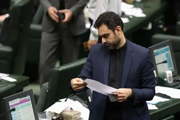 ادعای ثابتی درباره «قیمت داشتن» نمایندگان، جرم محسوب می شود؟