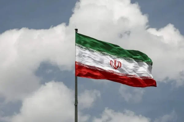 واشنگتن‌پست: ایران برای چند ماه ذخایر غذا و سوخت دارد؛ در صورت از سرگیری جنگ