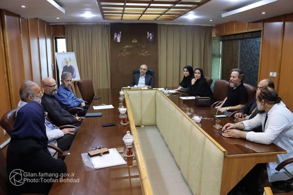 طاهری : تقویت اقتصاد هنر زمینه استمرار فعالیت حرفه‌ای هنرمندان را ایجاد میکند