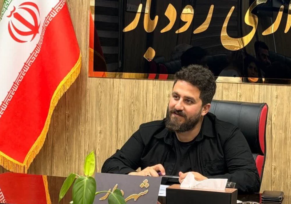 آغاز عملیات آسفالت مسیر ویایه -کلشتر رودبار با اعتبار ۷ میلیارد تومانی